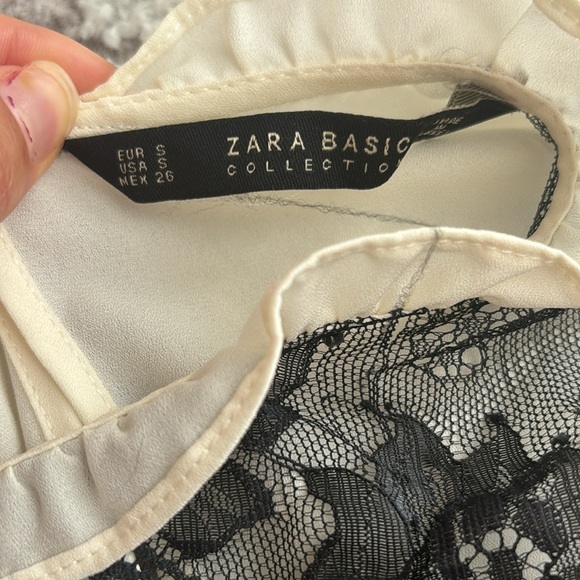 Zara Contrast Blouse lace ruffle sleeve - Picture 5 of 5